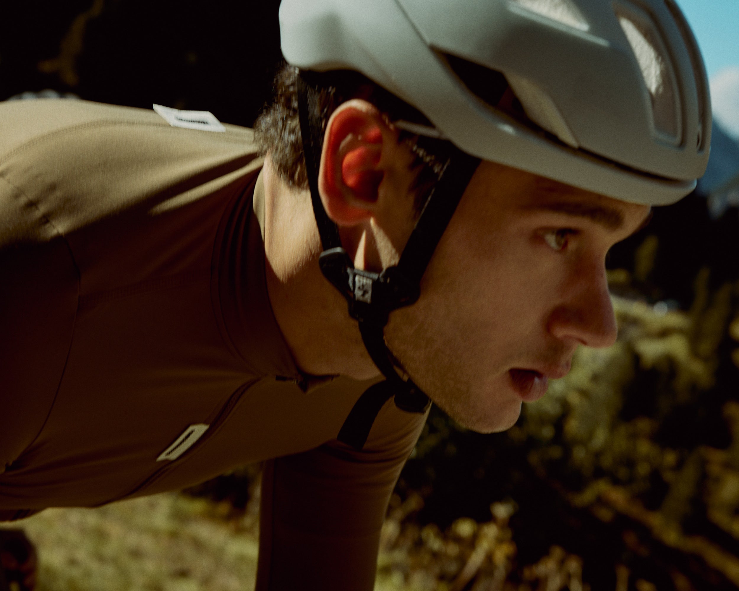 ROAD APPAREL COLLECTION MEN