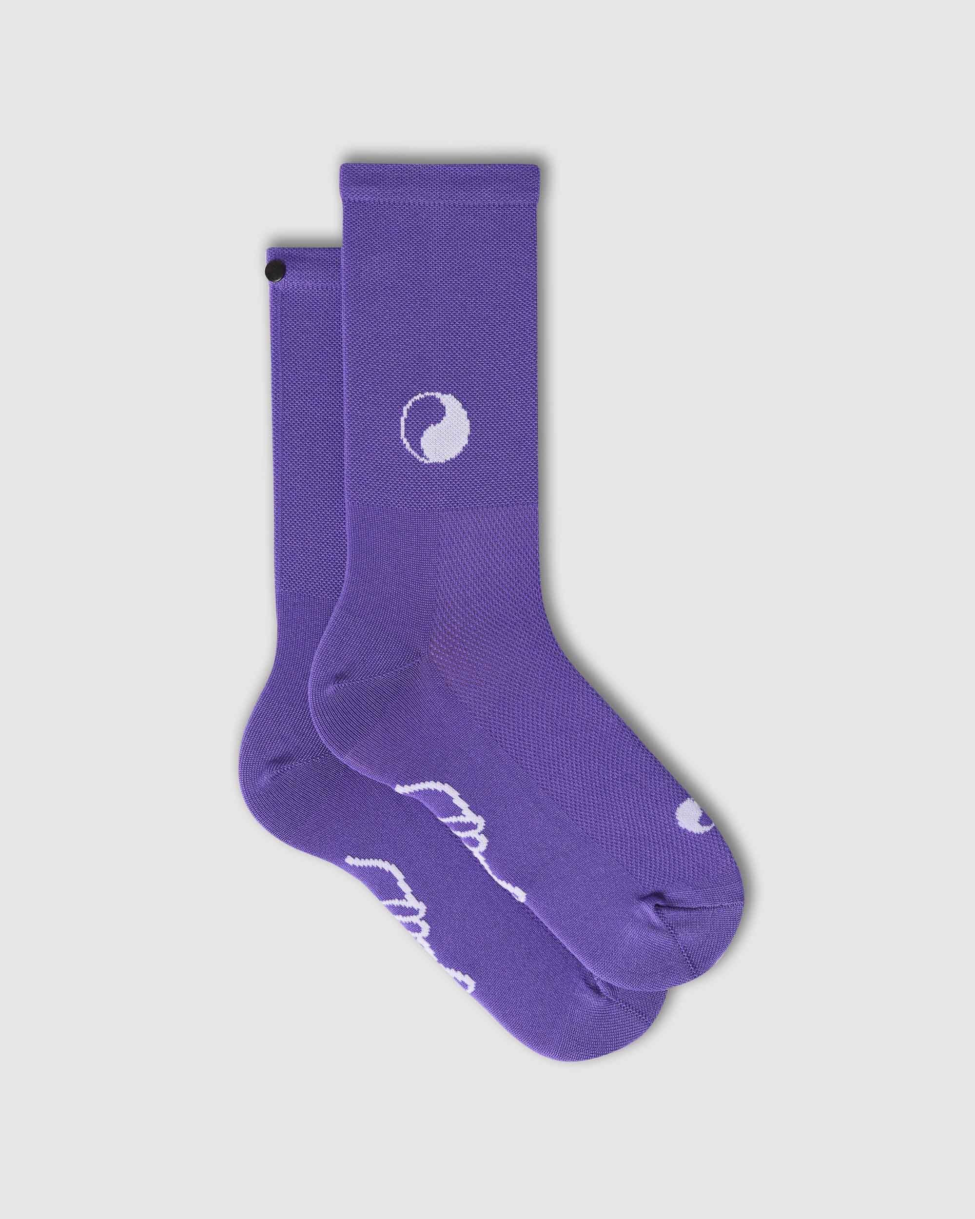 #13_06 YIN & YANG - LILAC