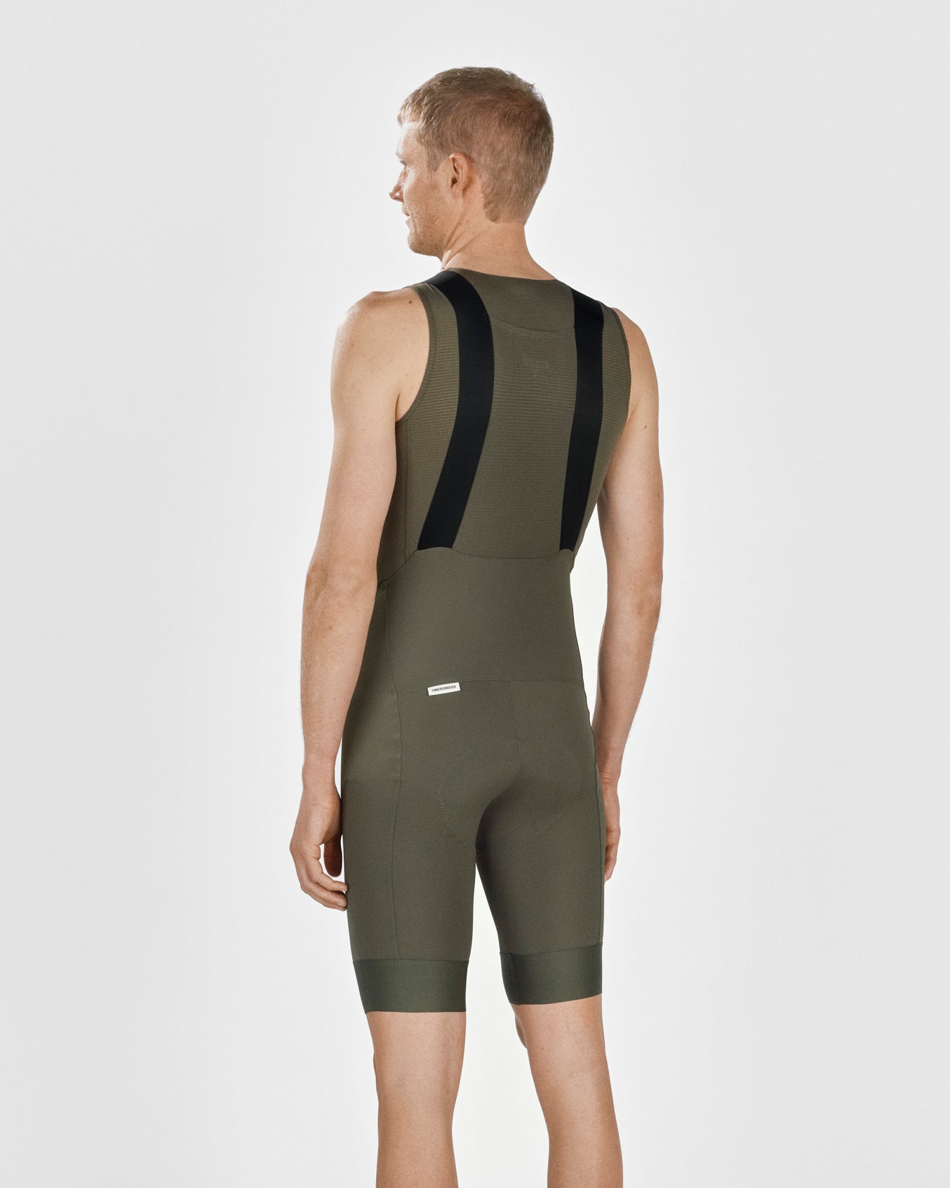 #ROAD BASELAYER MEN OLIVE