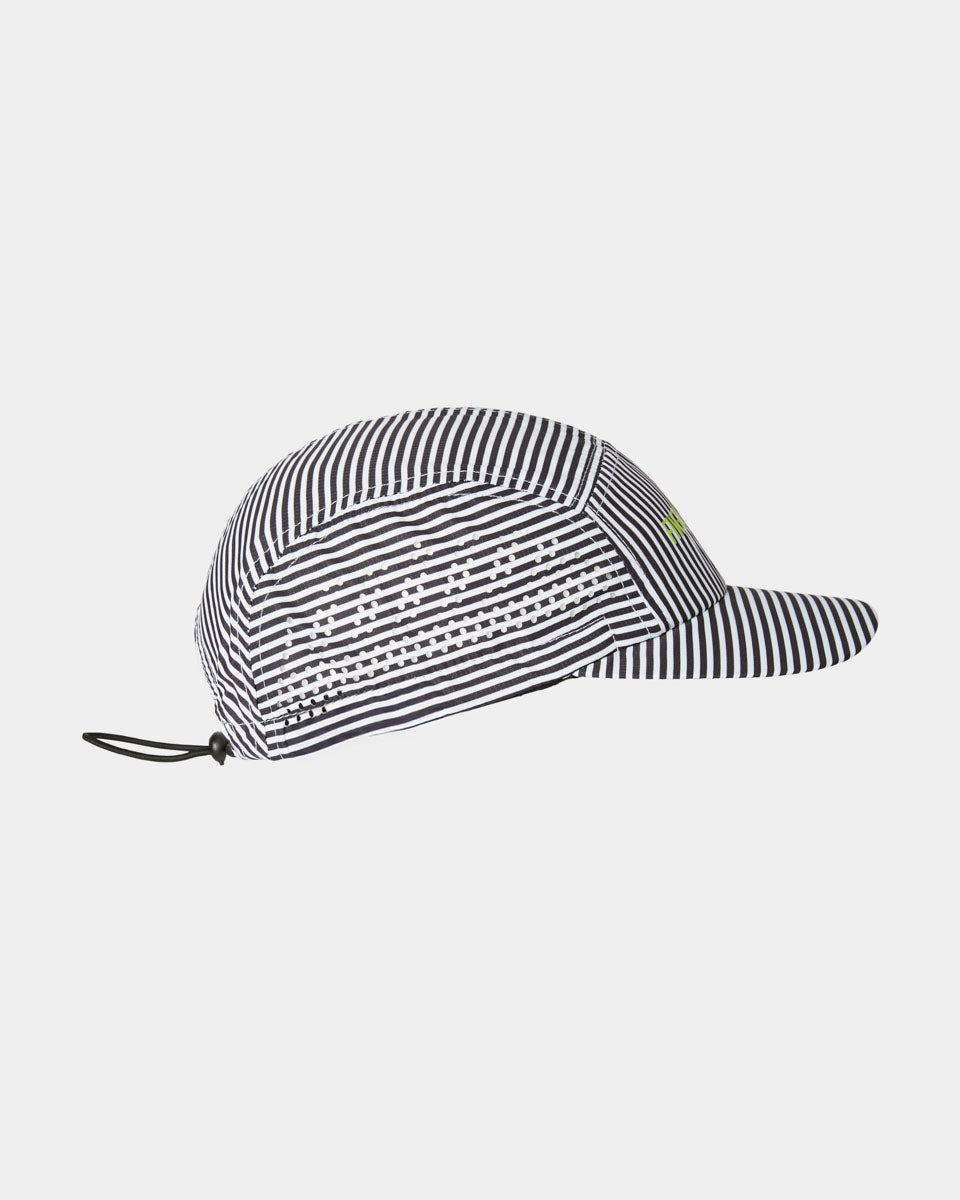 #CAP SUPER LIGHT STRIPES - BLACK / WHITE