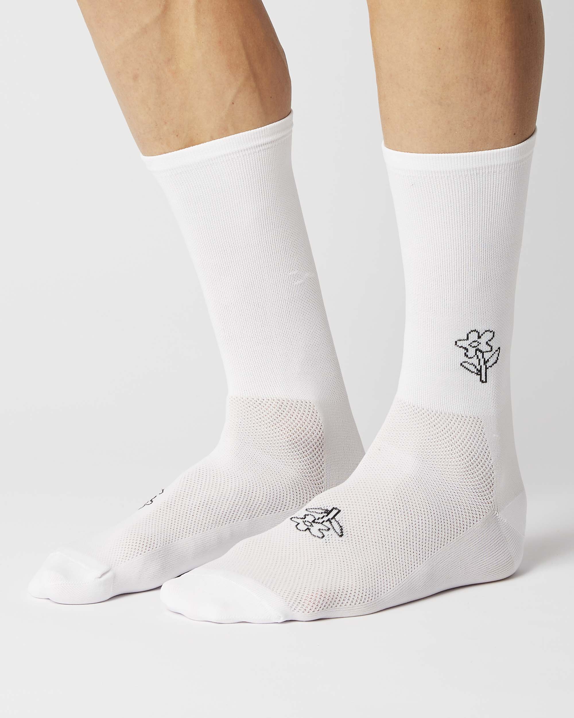 #CLASSIC ICONIC FLOWER WHITE
