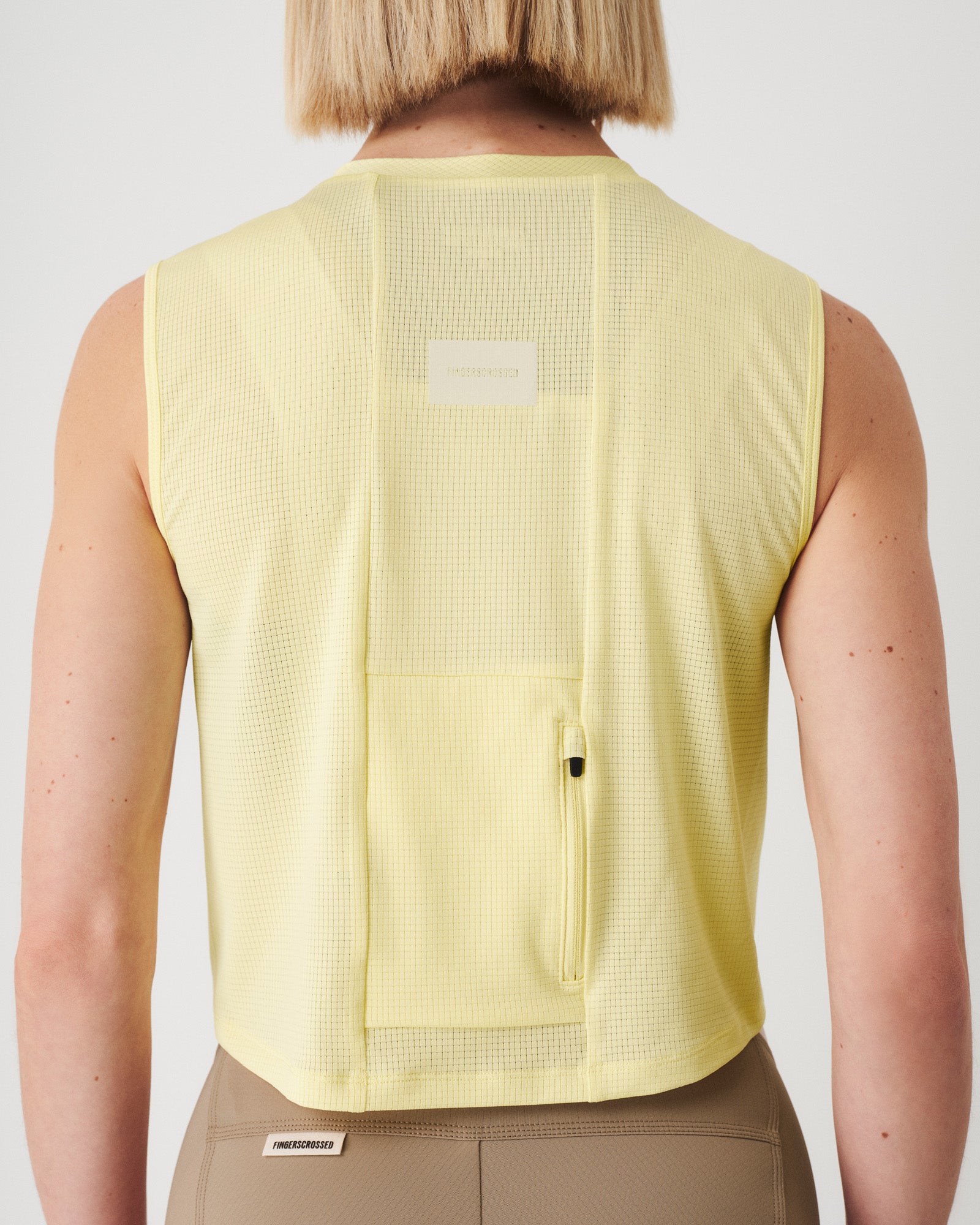 #ROAD CROP TOP DAMEN BUTTER YELLOW
