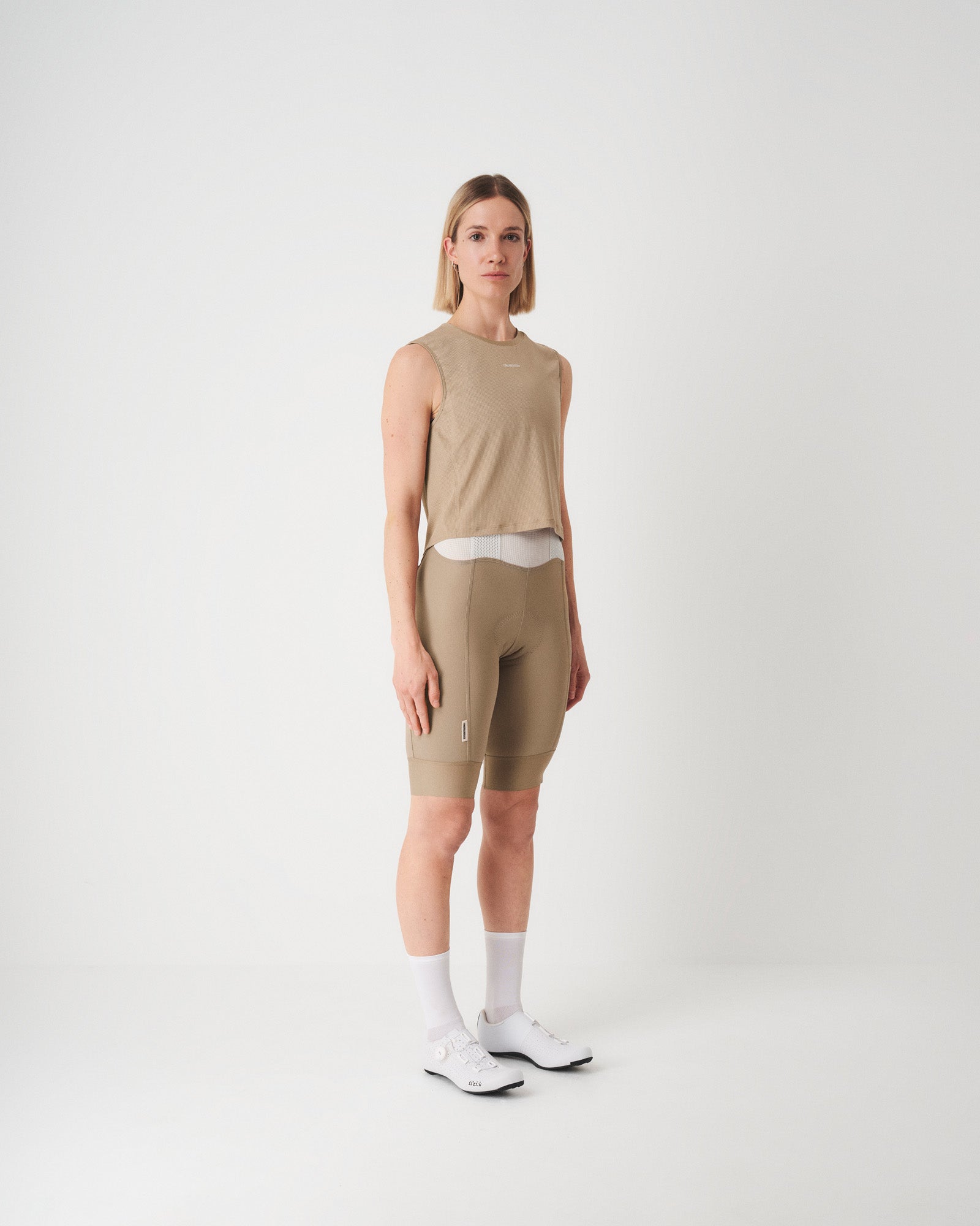 #ROAD CROP TOP DAMEN SAND