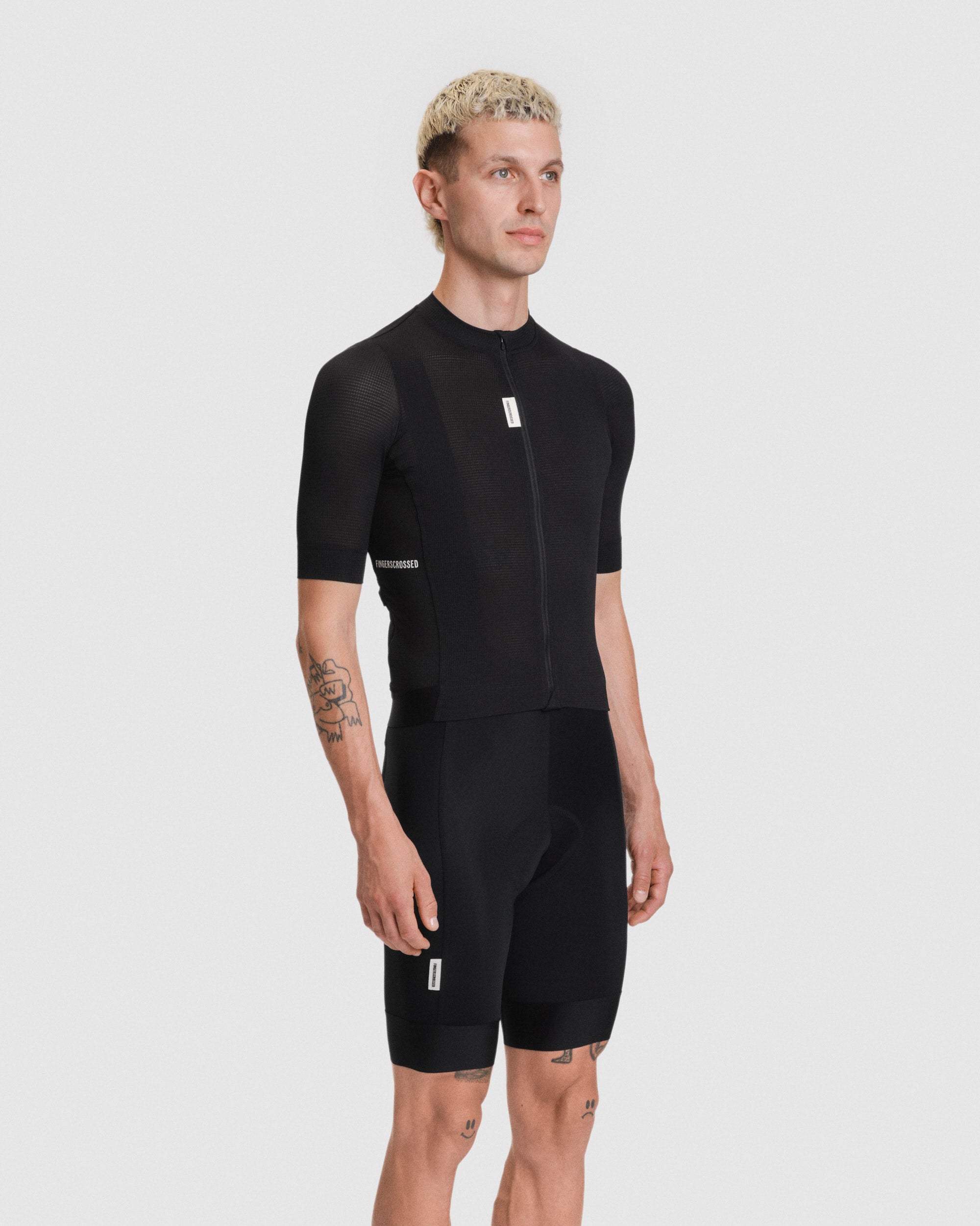 #ROAD JERSEY SUPER LIGHT HERREN BLACK