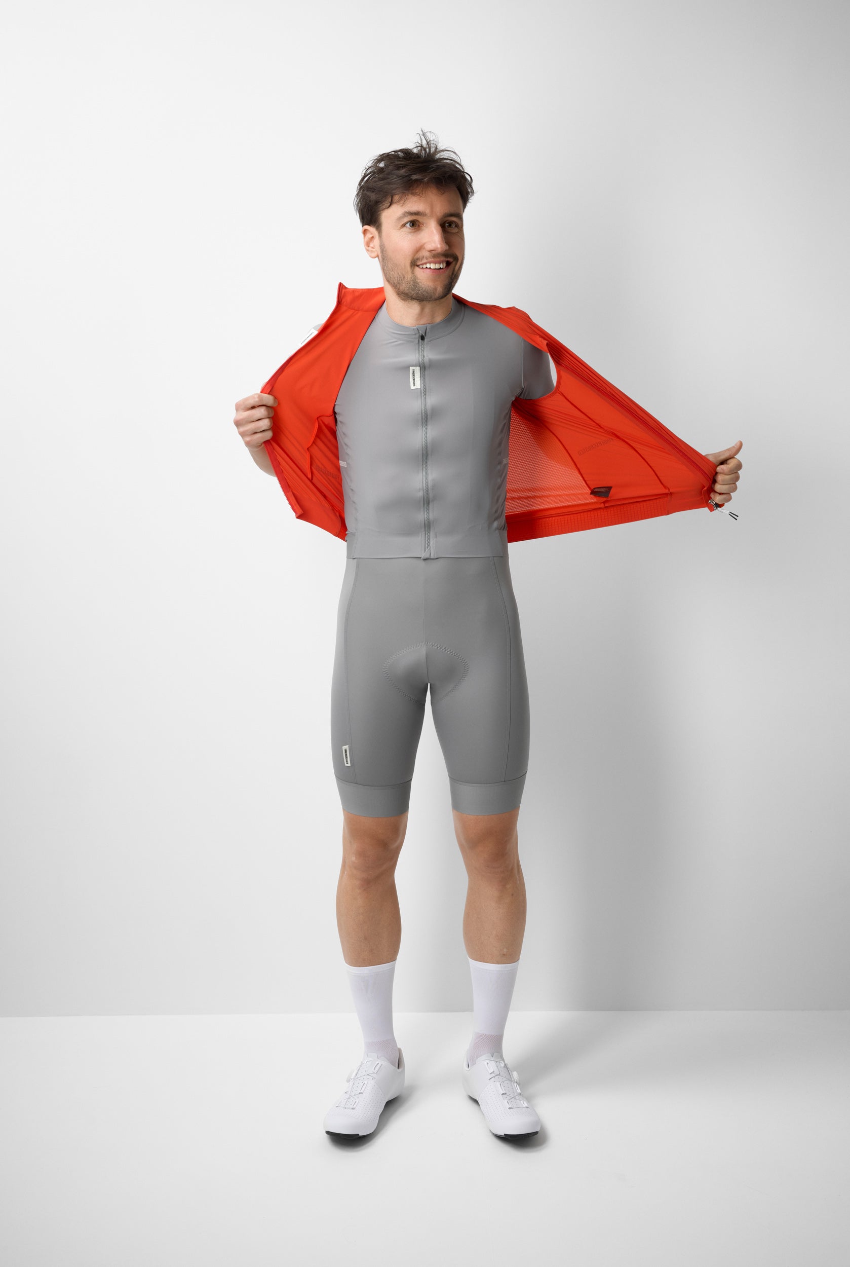 #ROAD WIND VEST MEN POPPY RED