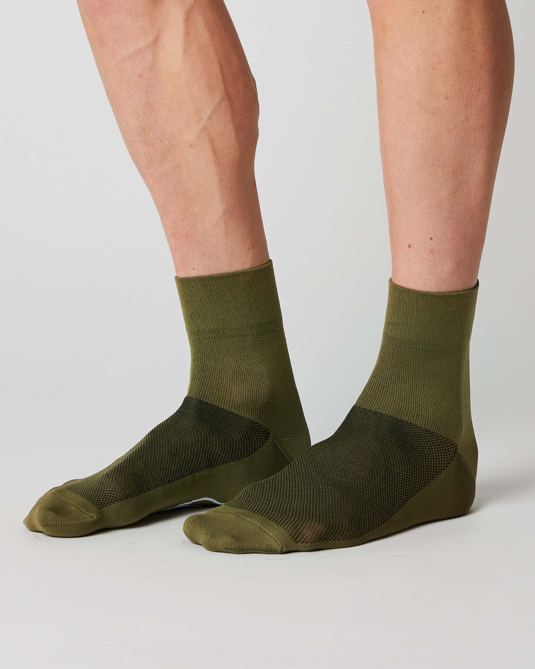 #008 CLASSIC OLIVE MID HIGH