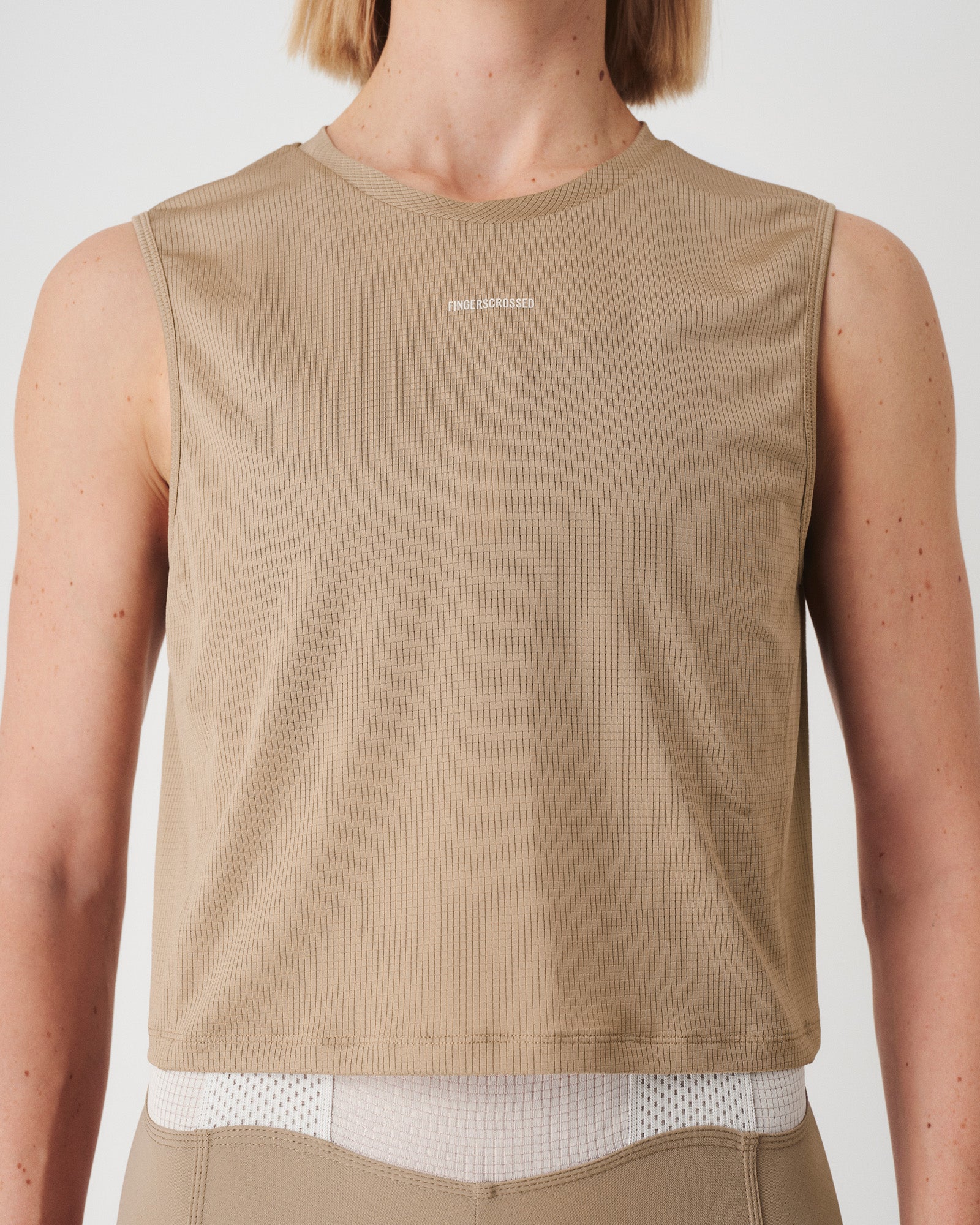 #ROAD CROP TOP DAMEN SAND
