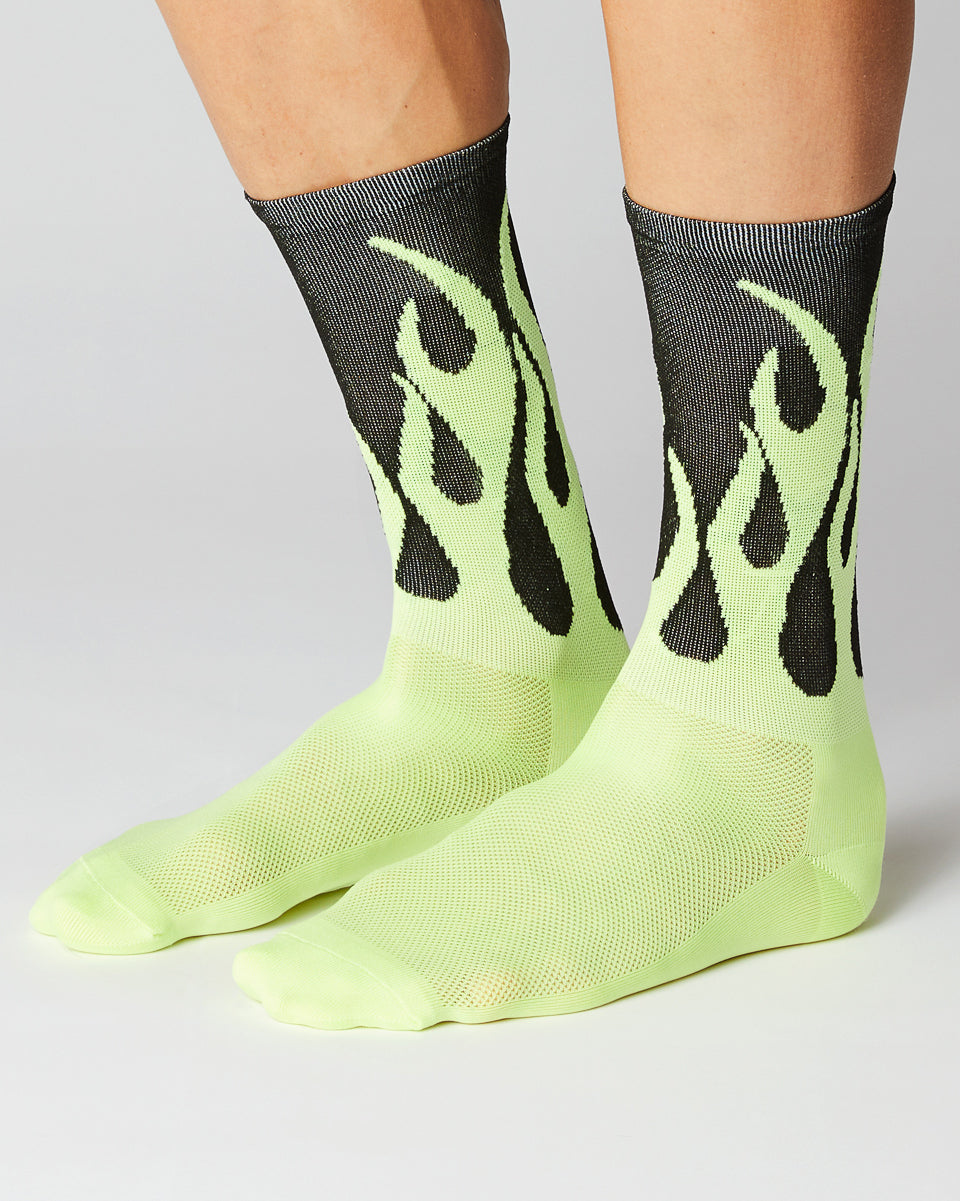 #11_08 FLAMES - BLACK / NEON