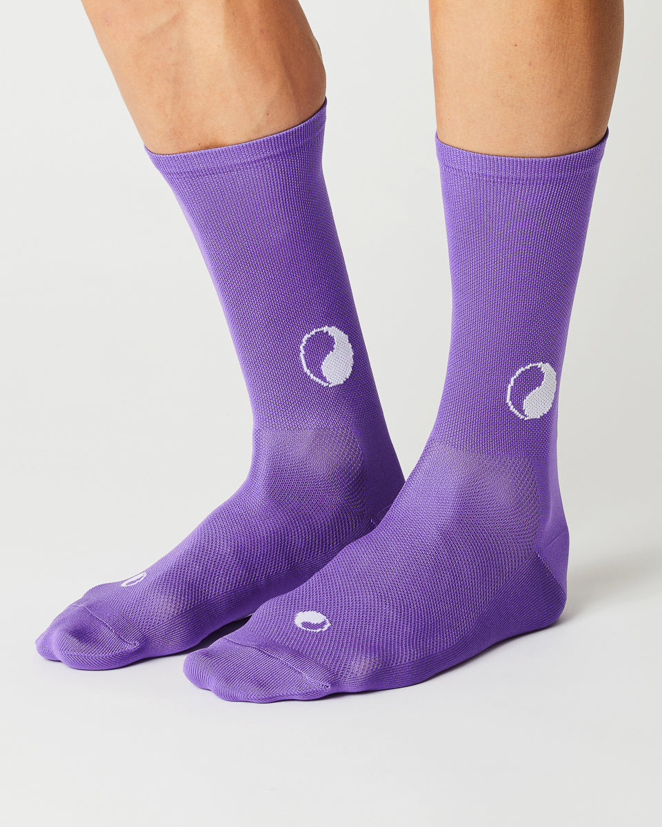#13_06 YIN & YANG - LILAC